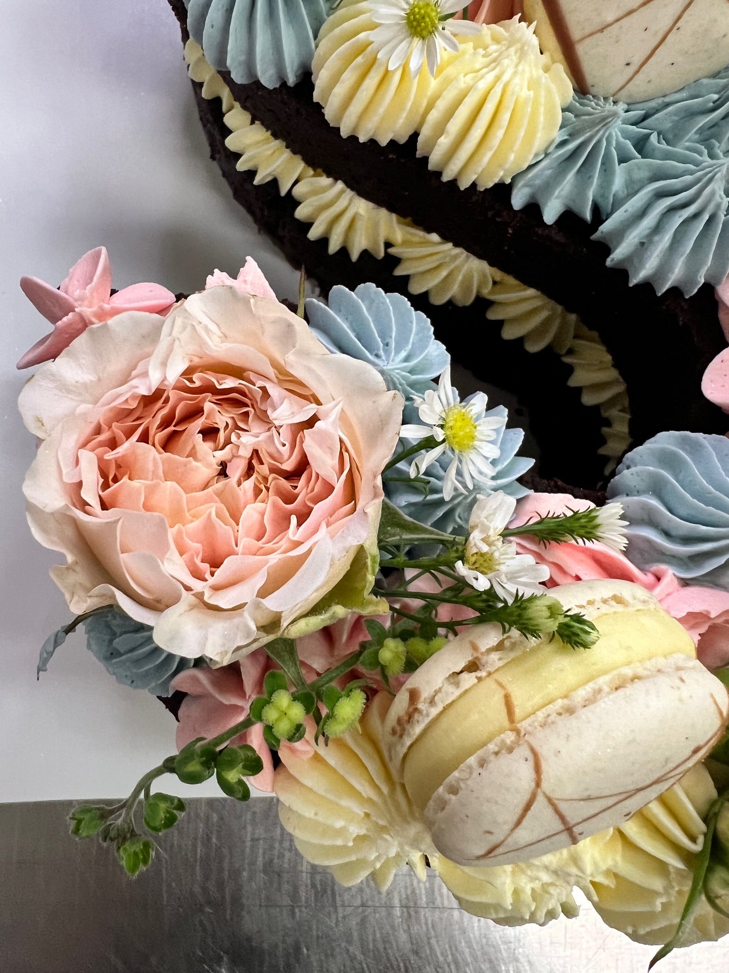 Number/letter cake White, Pink and blue