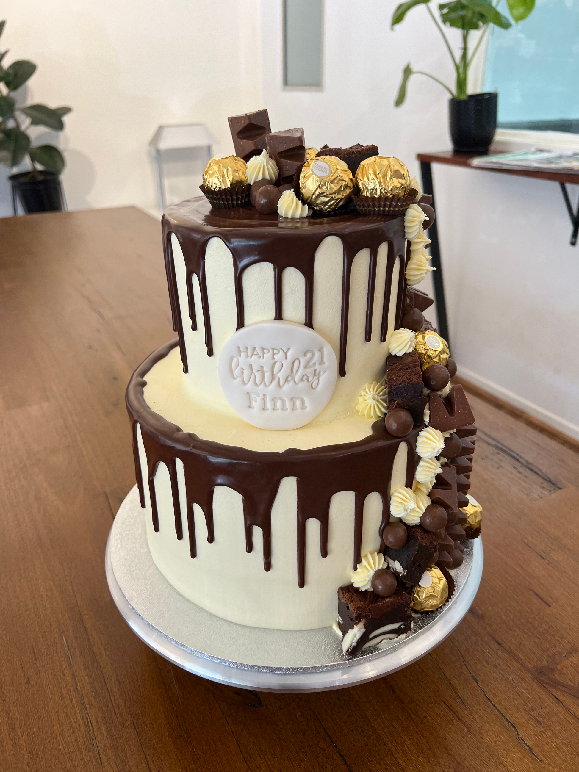 Chocolate loaded deals cake
